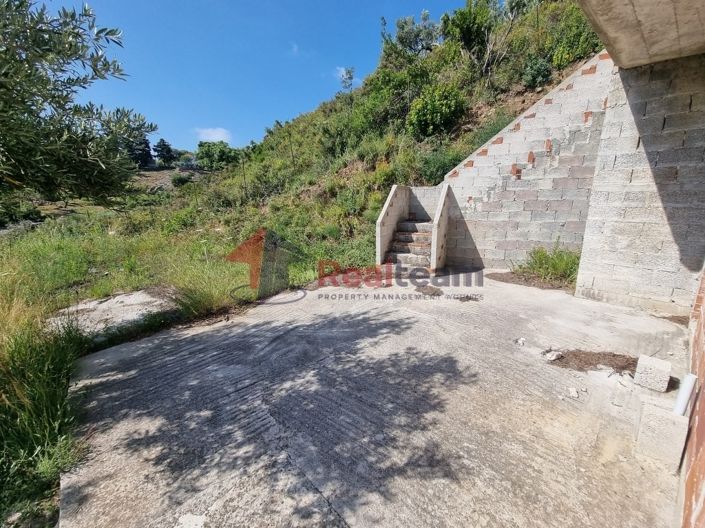 Image No.19-1 Bed Property for sale