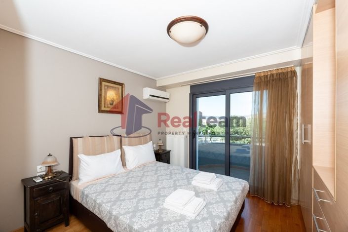 Image No.14-4 Bed Property for sale