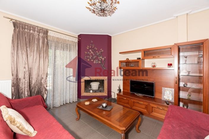 Image No.4-4 Bed Property for sale