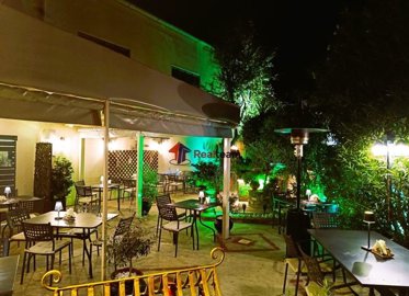 img197cdc43-4a9d-4db8-8b0b-a5cef1b42e85