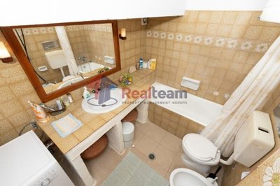 img5d1ad81f-3e34-4b2e-9cea-b08038032331