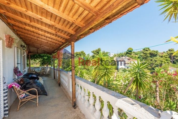 Image No.17-1 Bed Property for sale