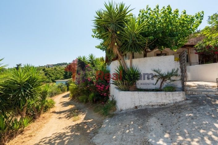 Image No.18-1 Bed Property for sale