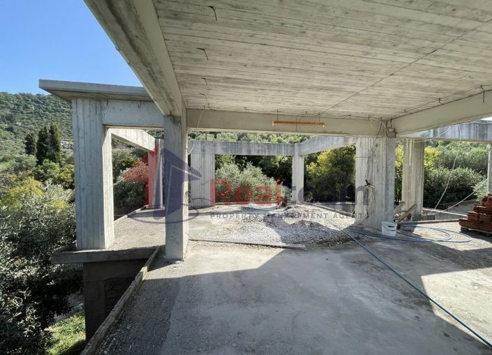 Image No.30-Propriété à vendre à Chora