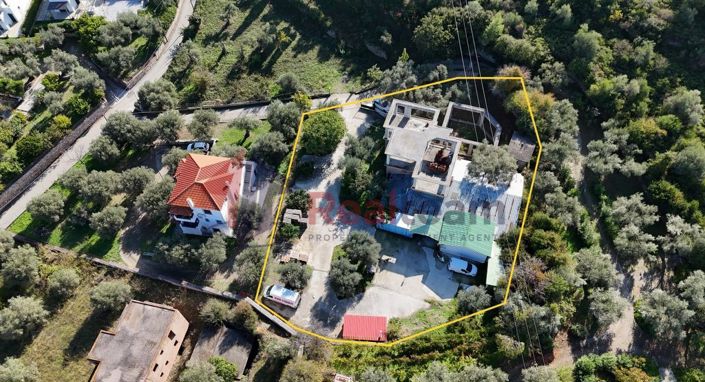 Image No.4-Propriété à vendre à Chora