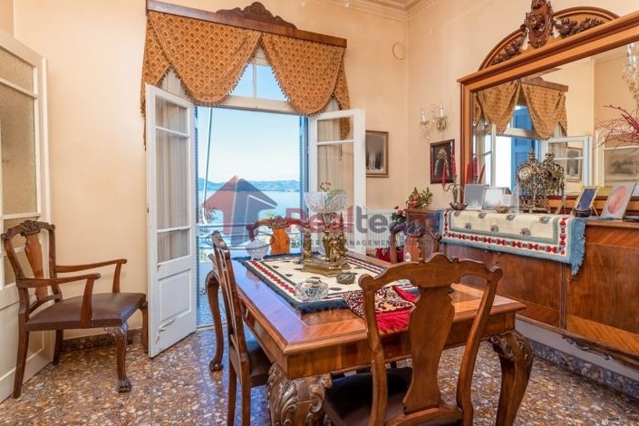 Image No.9-2 Bed Property for sale