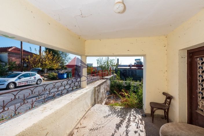 Image No.2-2 Bed Property for sale