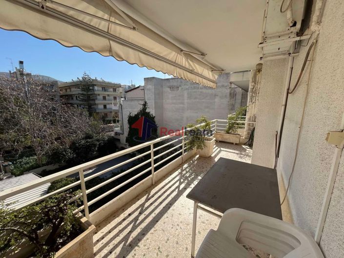 Image No.10-2 Bed Property for sale