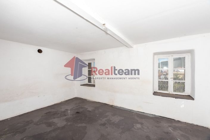 Image No.3-2 Bed Property for sale