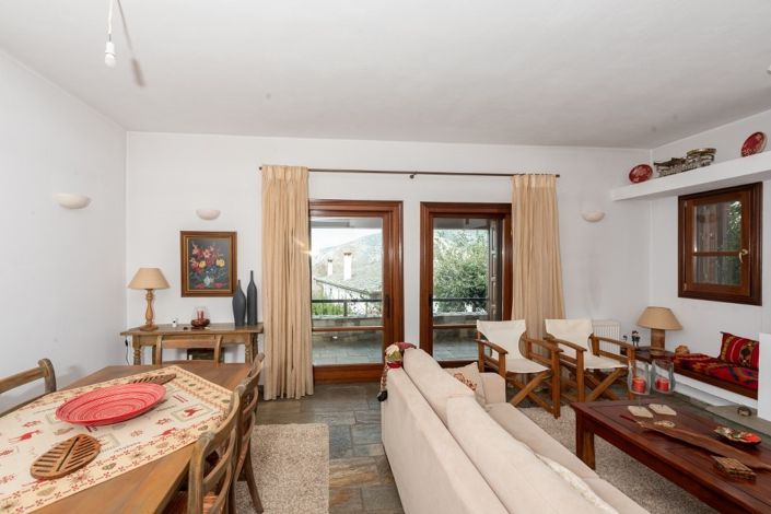 Image No.16-3 Bed Property for sale