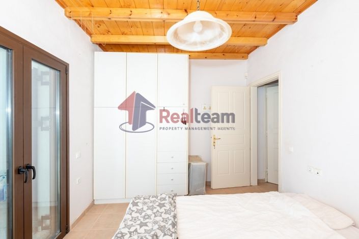 Image No.16-3 Bed Property for sale