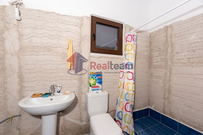 Image No.6-3 Bed Property for sale