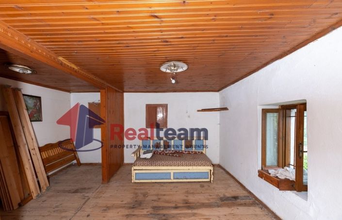 Image No.6-2 Bed Property for sale