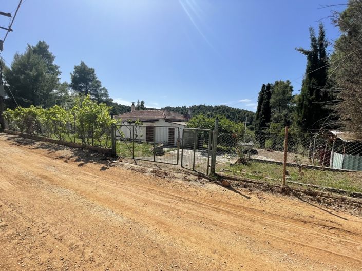 Image No.13-1 Bed Property for sale