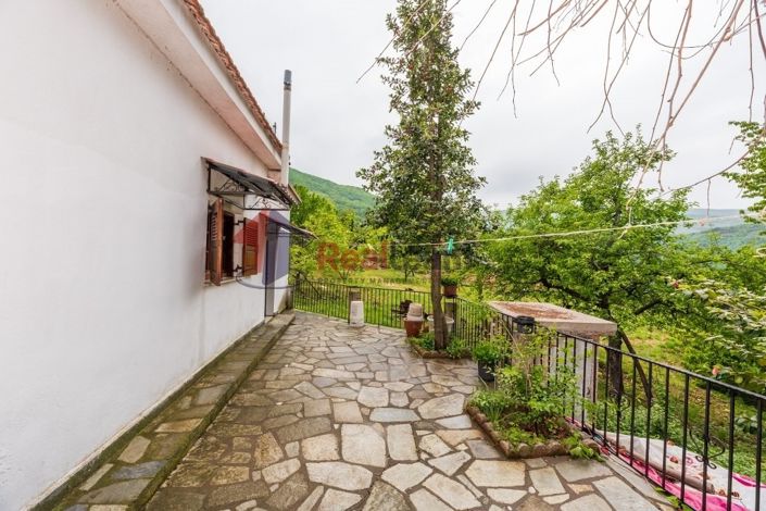 Image No.15-2 Bed Property for sale