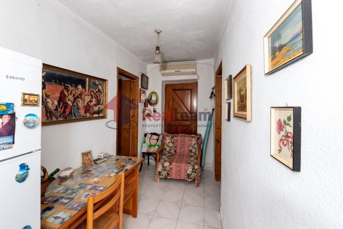 Image No.5-2 Bed Property for sale