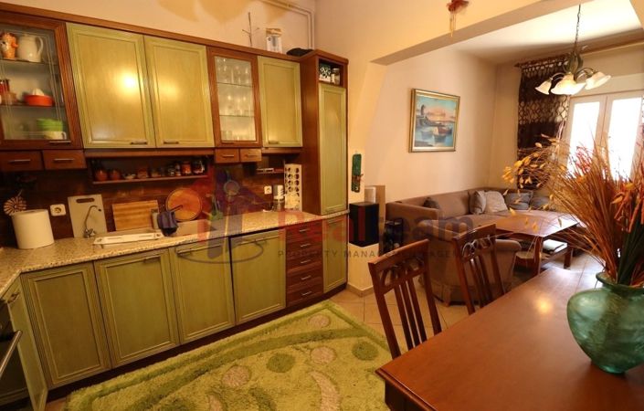 Image No.11-3 Bed Property for sale