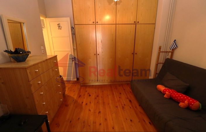 Image No.19-3 Bed Property for sale