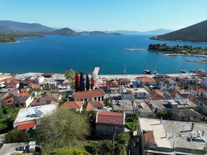 Image No.21-2 Bed Property for sale