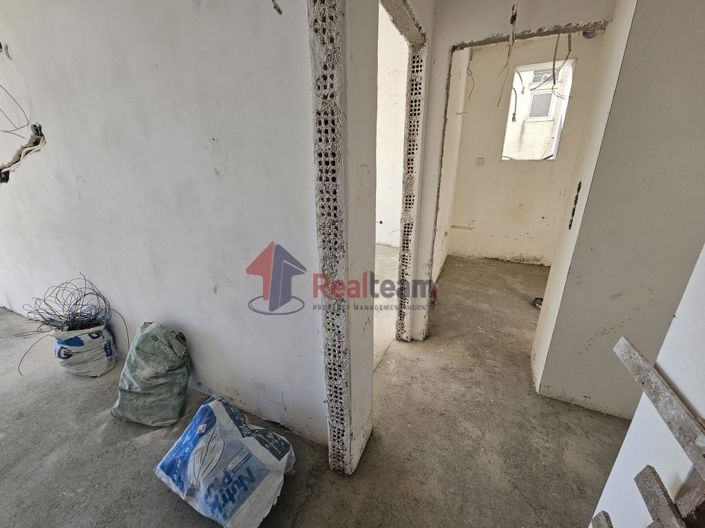 Image No.8-2 Bed Property for sale