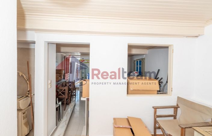 Image No.11-2 Bed Property for sale