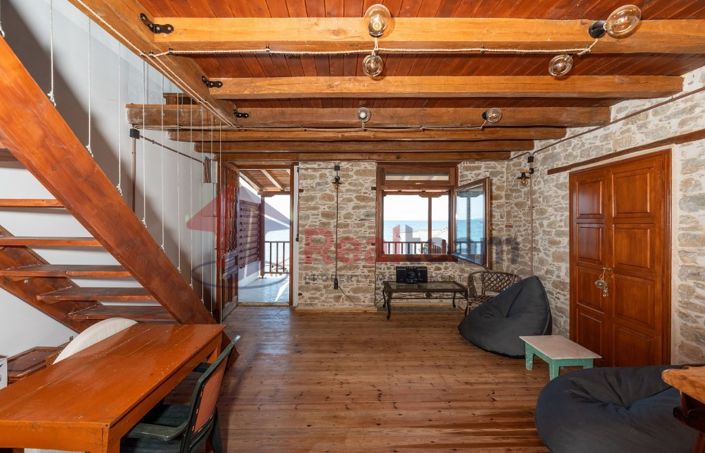 Image No.17-2 Bed Property for sale