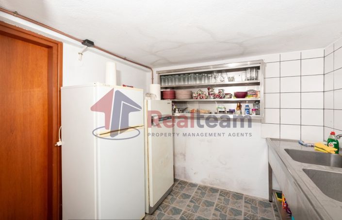 Image No.21-2 Bed Property for sale