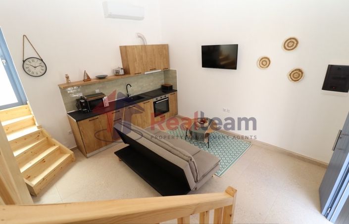 Image No.10-1 Bed Property for sale