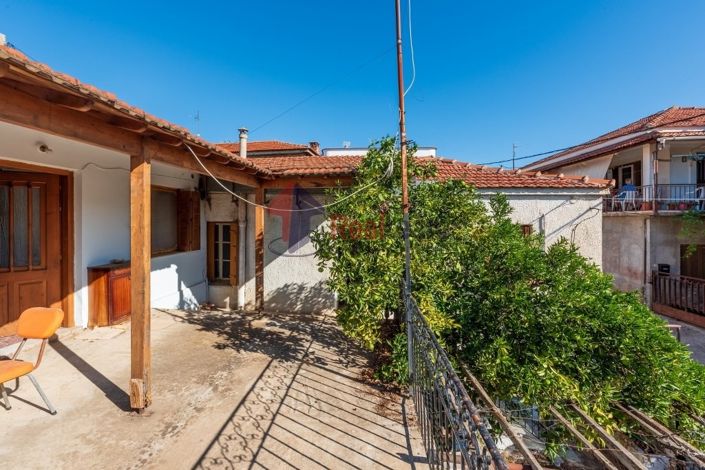 Image No.3-Propriété de 3 chambres à vendre à Pteleos