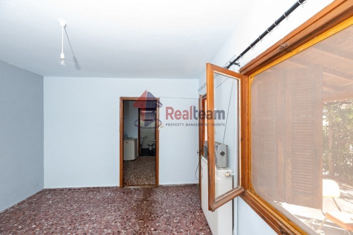 Image No.6-Propriété de 3 chambres à vendre à Pteleos