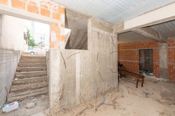 Image No.19-3 Bed Property for sale