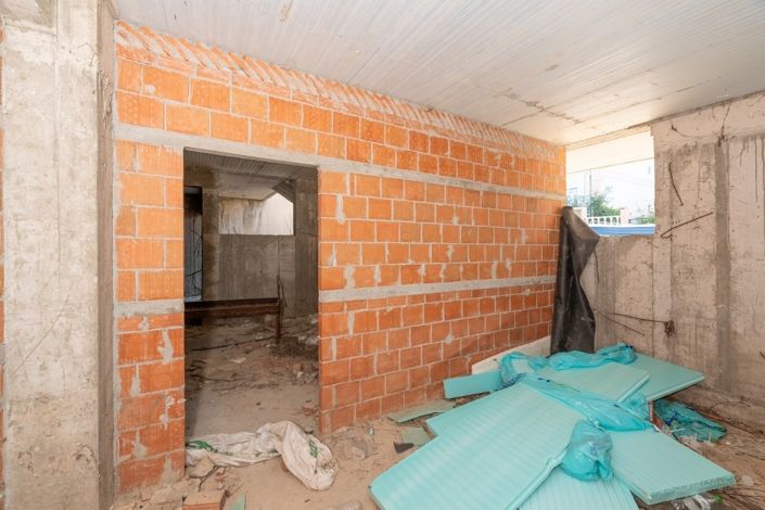 Image No.20-3 Bed Property for sale