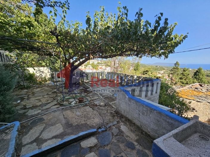 Image No.13-2 Bed Property for sale