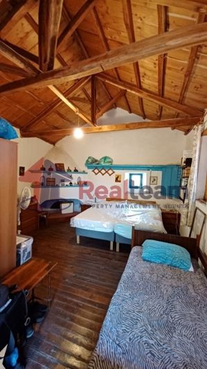 Image No.20-2 Bed Property for sale