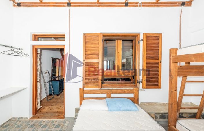 Image No.15-2 Bed Property for sale