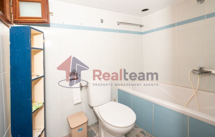 Image No.20-2 Bed Property for sale