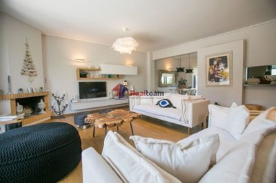 img4427fc51-f0d6-4e9f-b43c-26a457edf47c