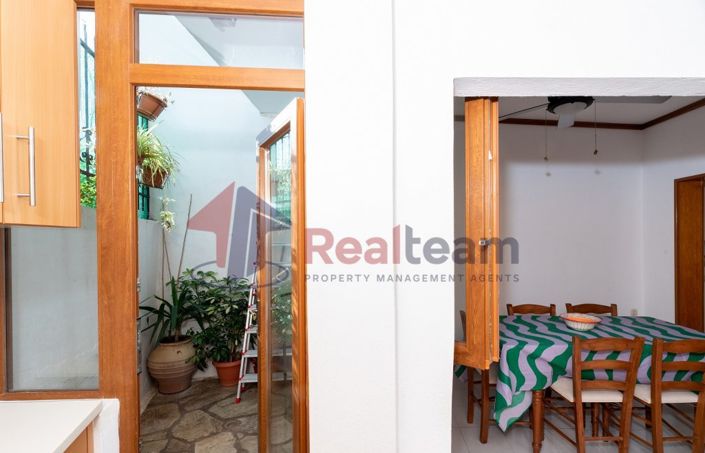 Image No.14-2 Bed Property for sale