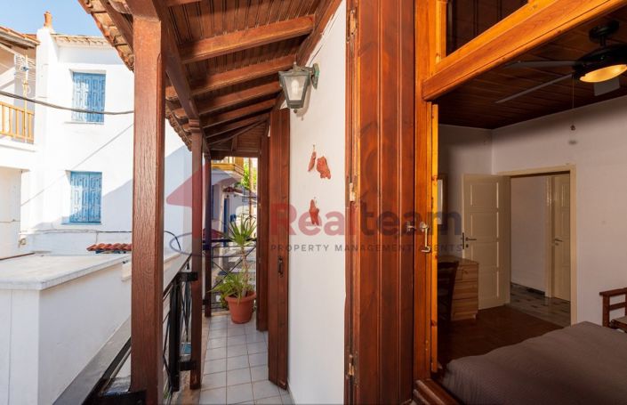 Image No.19-2 Bed Property for sale