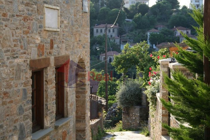 Image No.23-2 Bed Property for sale