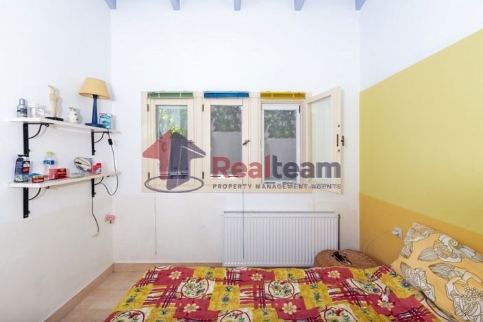 Image No.19-4 Bed Property for sale