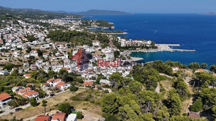 Image No.30-4 Bed Property for sale