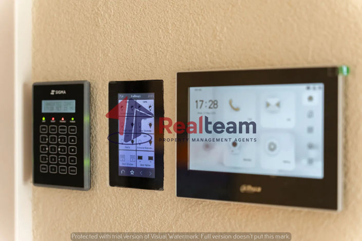 Image No.18-3 Bed Apartment for sale