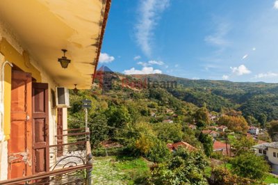 01c93b27741c40529cb0250fc5633cd8