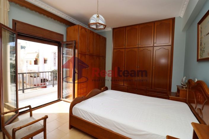 Image No.11-2 Bed Property for sale