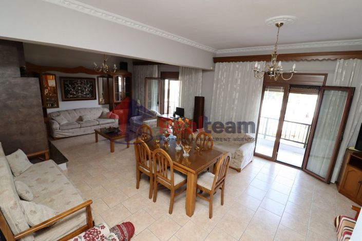 Image No.13-2 Bed Property for sale