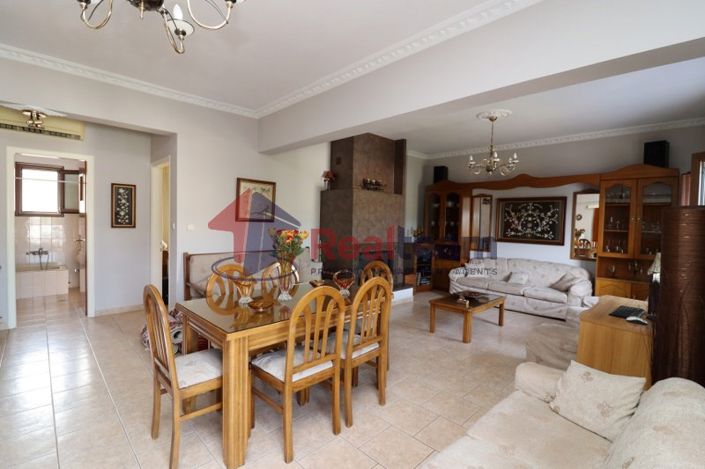 Image No.7-2 Bed Property for sale