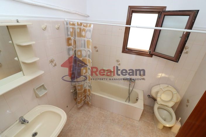 Image No.9-2 Bed Property for sale