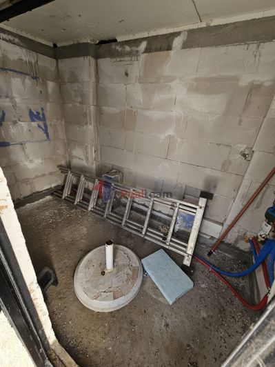 Image No.20-2 Bed Property for sale