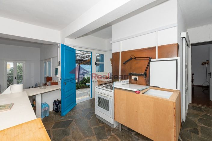 Image No.9-2 Bed Property for sale